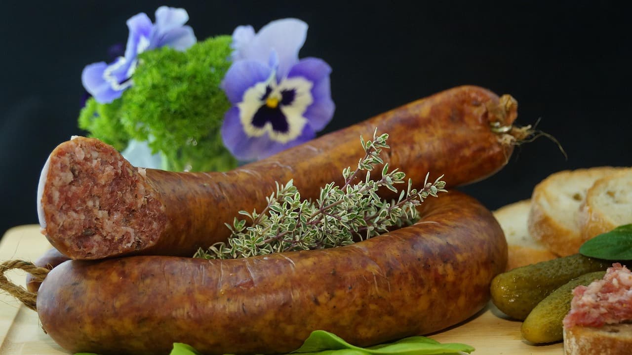Hot Dog: Hành trình từ xúc xích Đức đến biểu tượng văn hóa toàn cầu